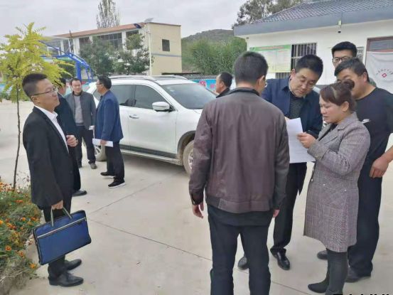 平?jīng)鲢垂鹃_展“踐行初心使命，助推脫貧攻堅(jiān)”主題黨日活動(dòng)(圖3)